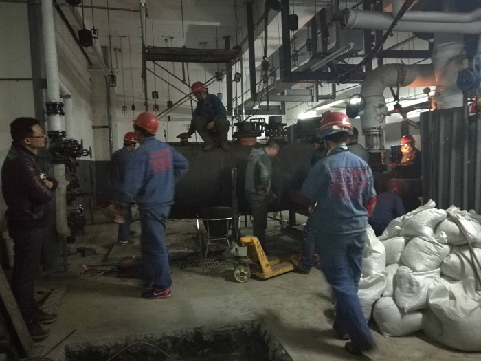 溴化鋰節(jié)能改造現(xiàn)場